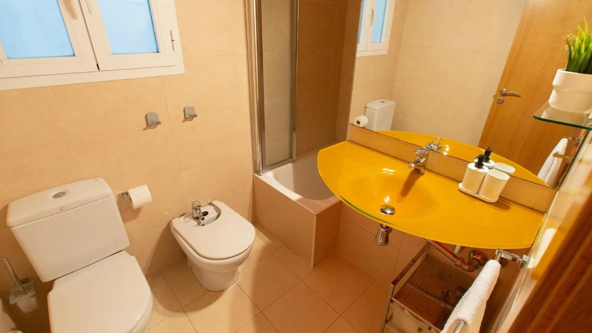 Apartmán Earra - Eder, 3 Min. Playa Y En Pleno Centro Zarautz 0*,  Španělsko