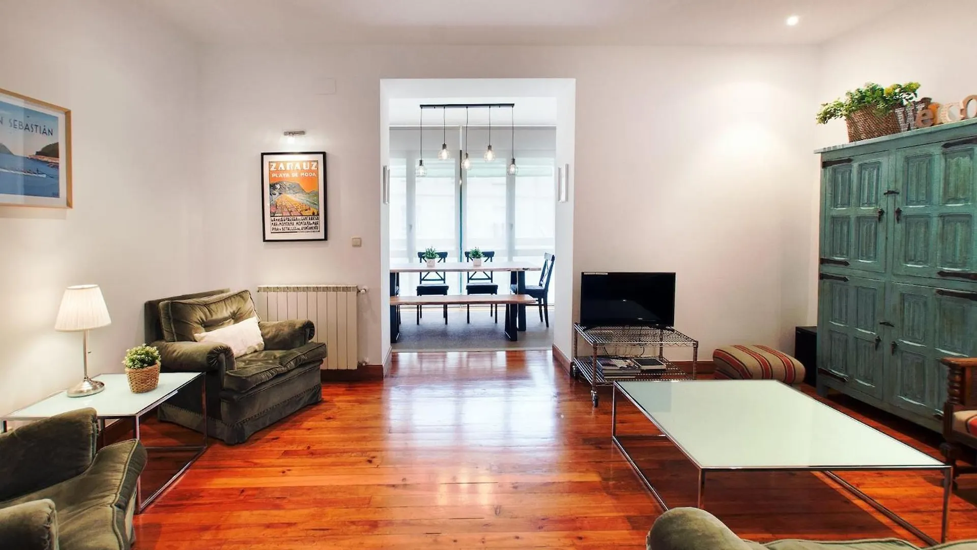 Apartmán Earra - Eder, 3 Min. Playa Y En Pleno Centro Zarautz